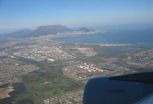 Cape Town Table Mountain - Flying into Cape Town